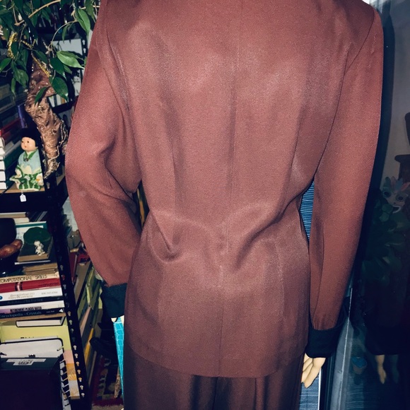 Vintage ORIENTAL STYLE 2 PIECE SUIT-sz. 4 - Picture 6 of 8